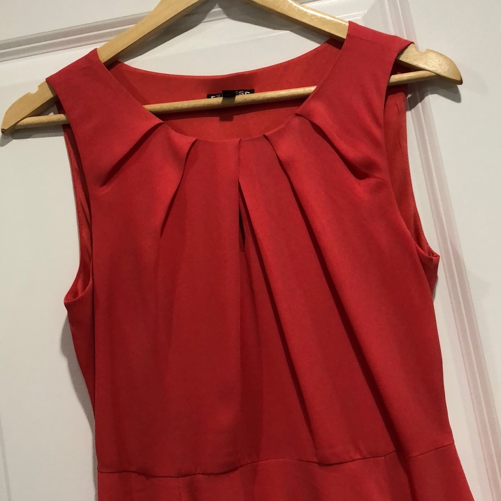 Dress - Picture 2 of 2